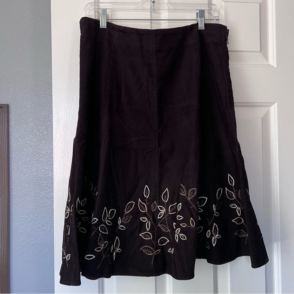 Elegant Black Embroidered Skirt